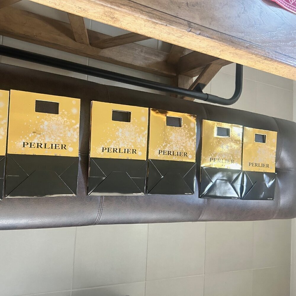 3/25$ PERLIER 6 Holiday GIFT BAGS - Picture 4 of 4